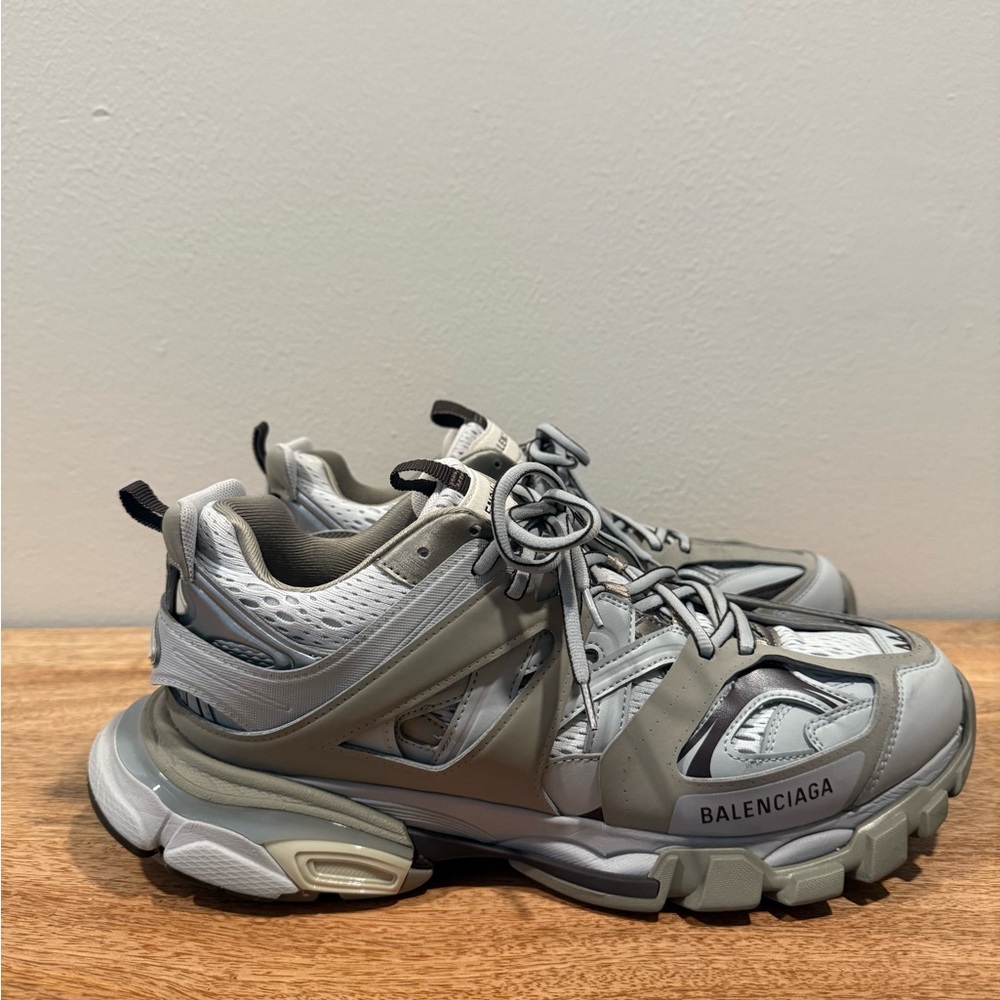 Balenciaga Light Gray and Dark Gray Sneakers - Picture 8 of 9